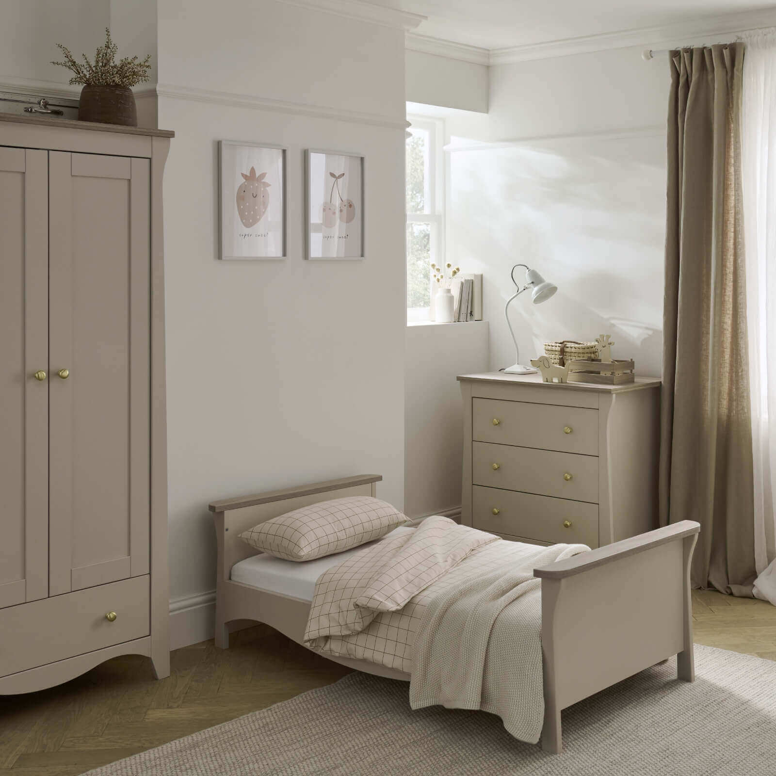 CuddleCo Clara 2 Piece Nursery Furniture Set - Image 5