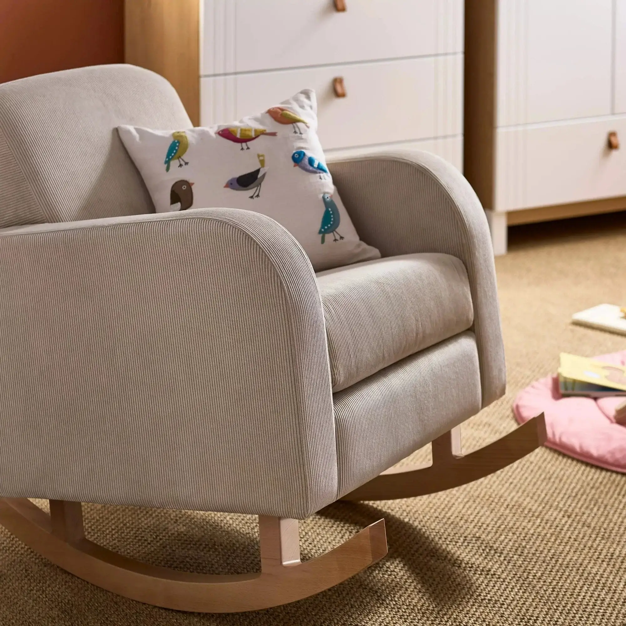 CuddleCo Etta Nursing Chair - Image 2