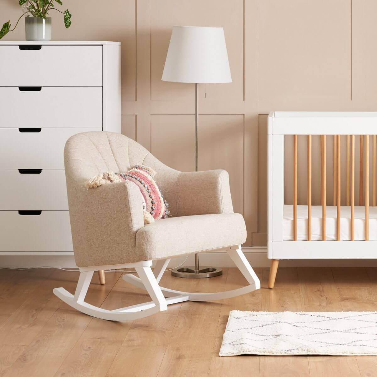 Obaby Award-winning Round Back Rocking Chair - Image 6