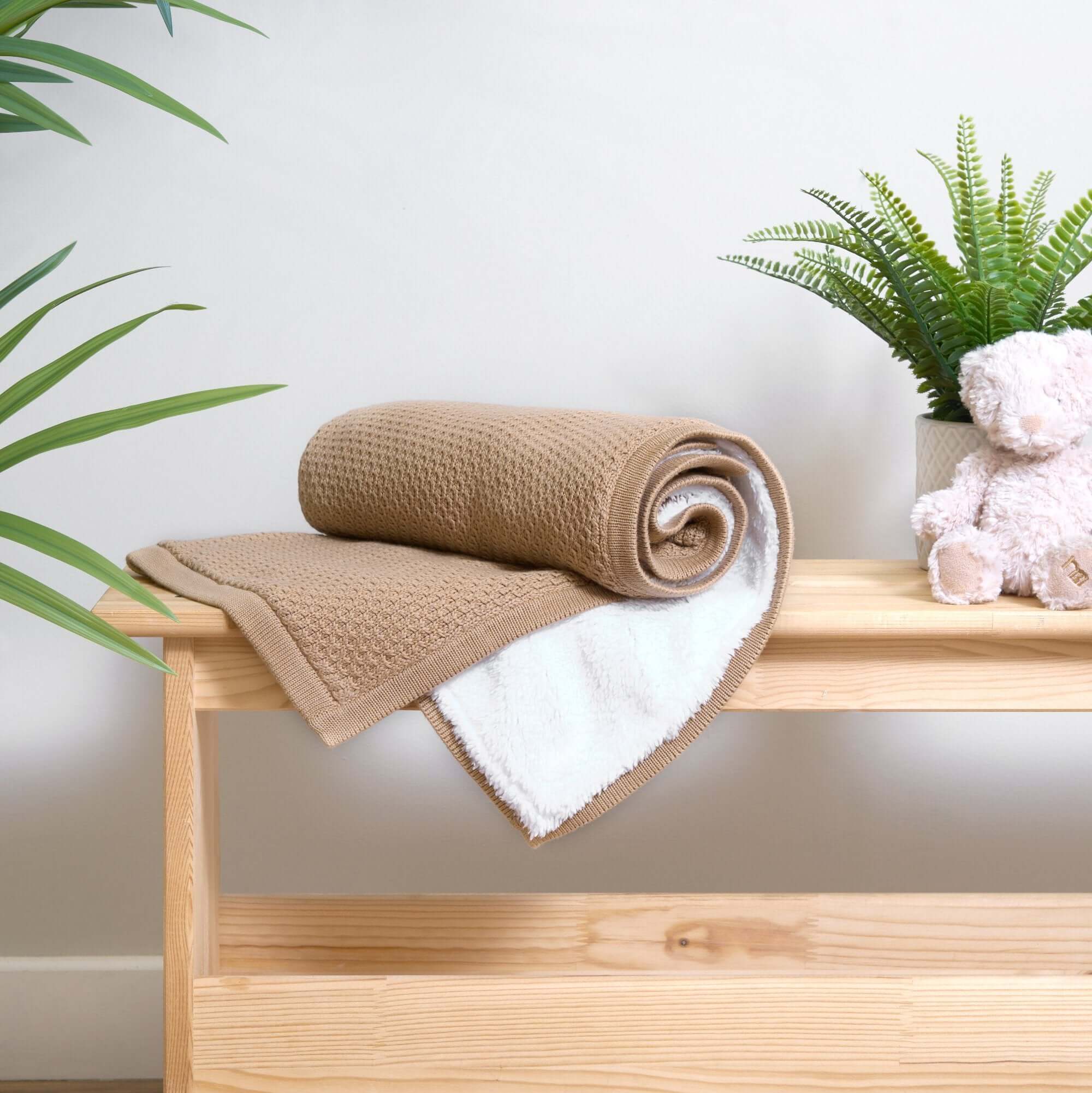 Organic Knit Sherpa Blanket - Image 6