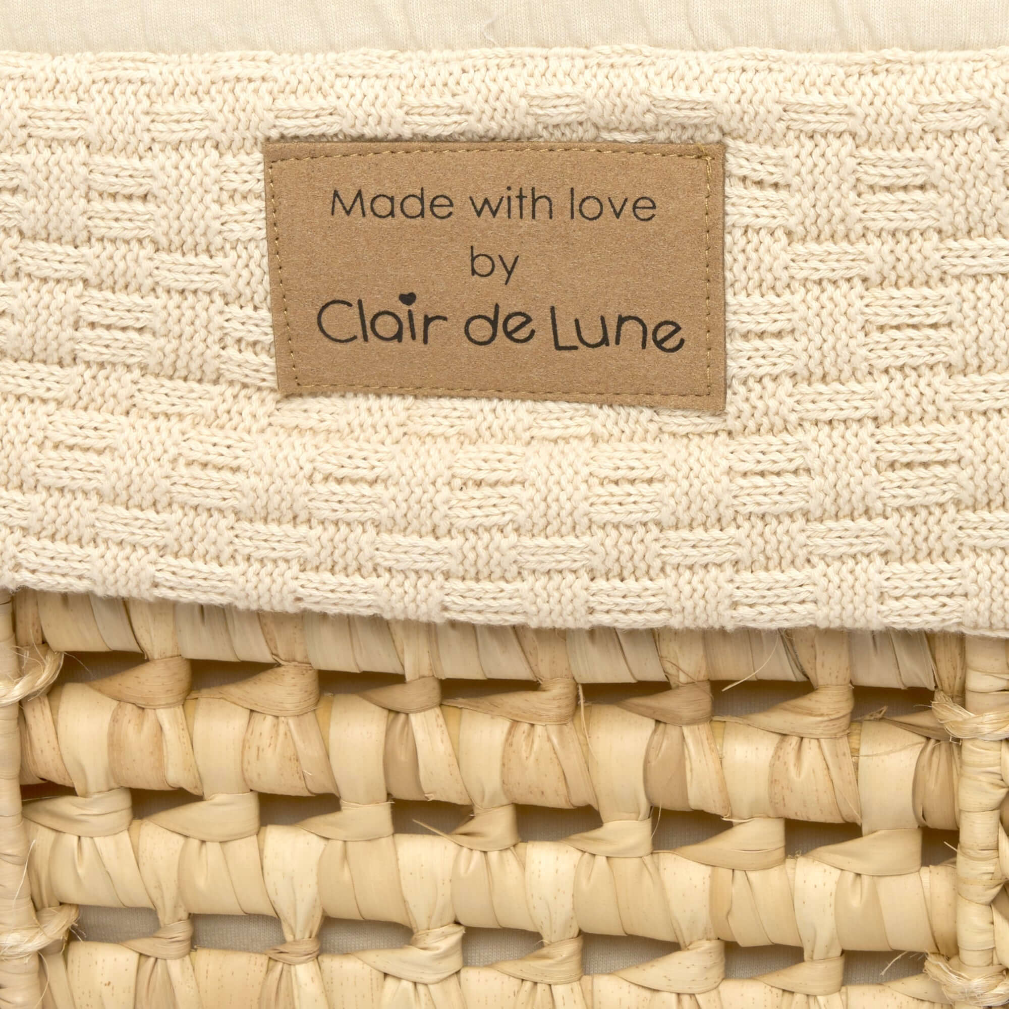 Organic Knitted Moses Basket Dressing - Image 4