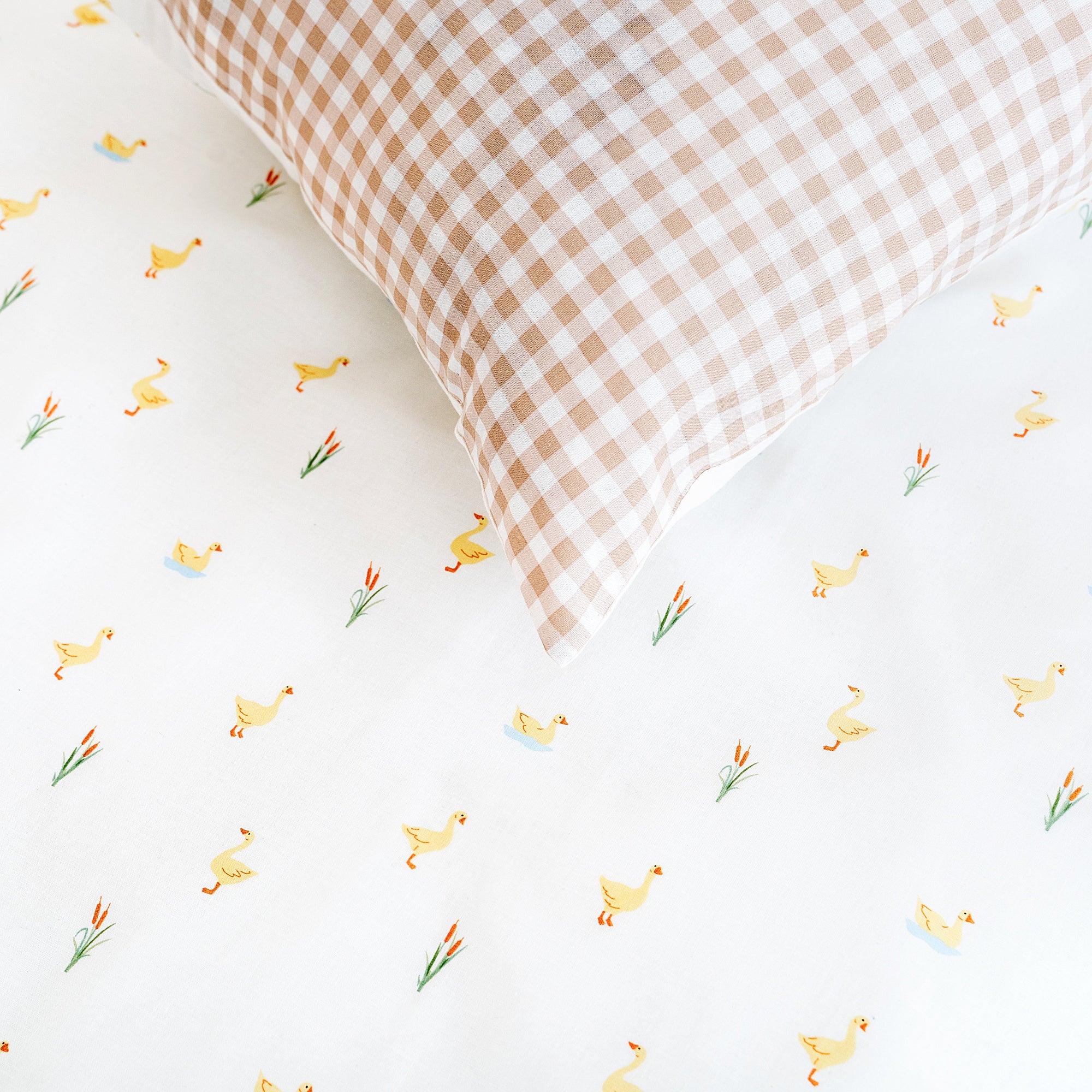Reversible Little Duckling Cot Bed Duvet Cover and Pillowcase Set - Image 7