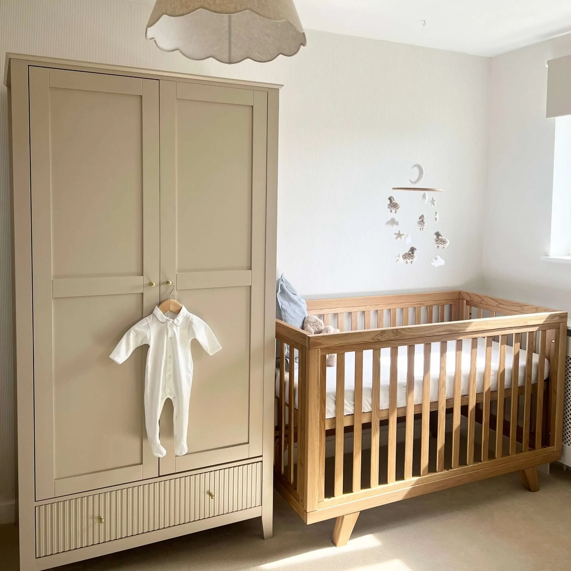 Solid Oak Cot Bed - Image 10