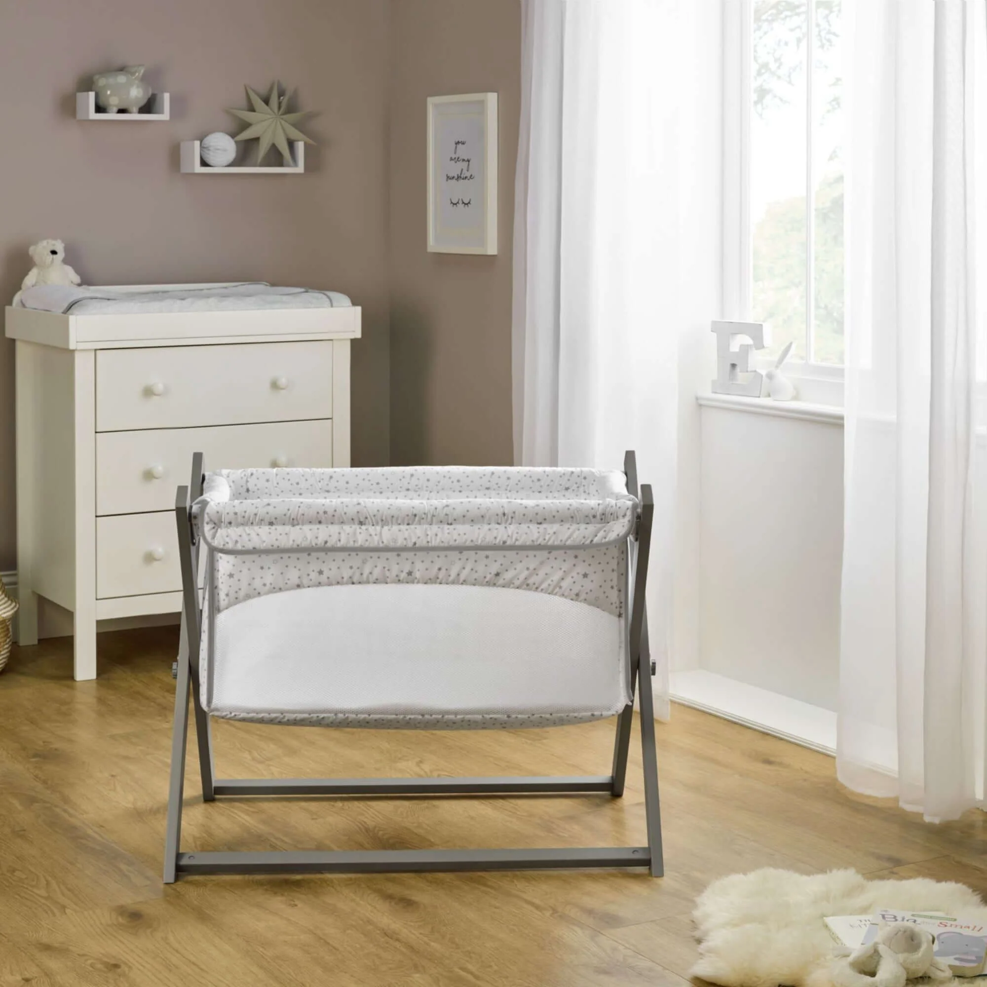 Stars & Stripes Folding Crib - Image 6